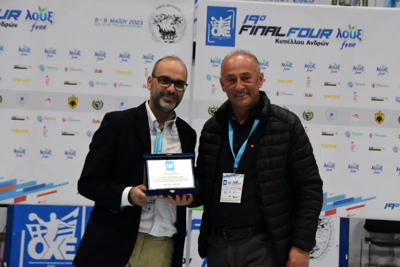 LOUX FINAL FOUR