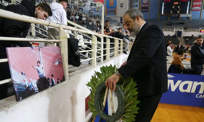 μανάβης