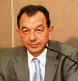 Manolis giatros Metropolitan