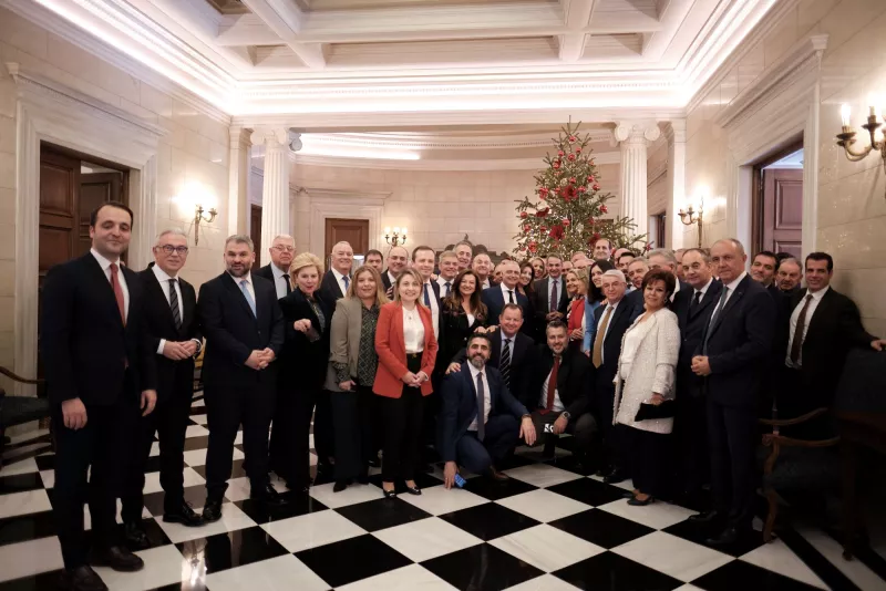 μαξιμου