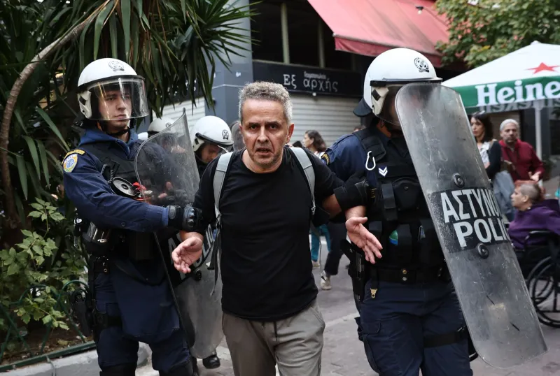 μετρο εξαρχεια 