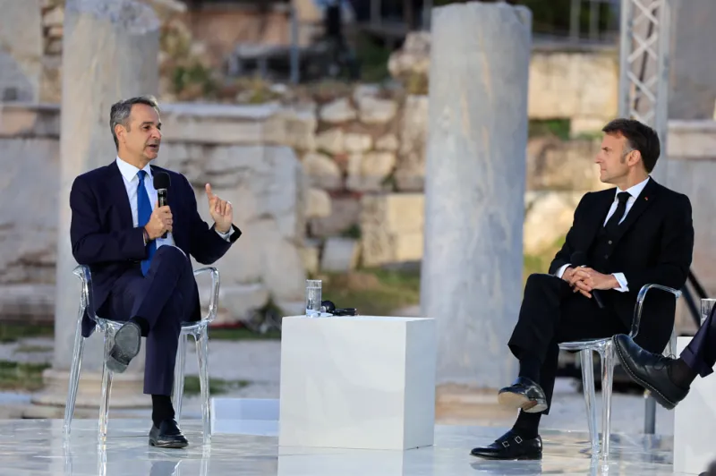 Μητσοτάκης και Μακρόν