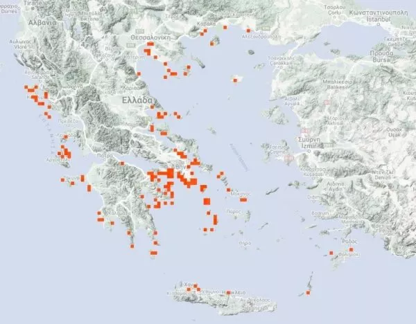 Χάρτης με μωβ μέδουσες 