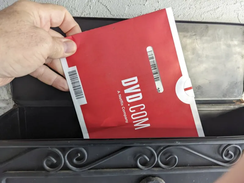 Κόκκινοσ φάκελοσ Netflix