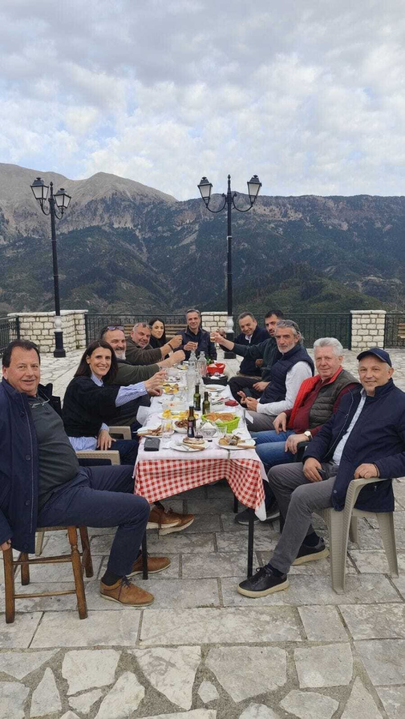 Όπου Υπάρχει Ελλάδα