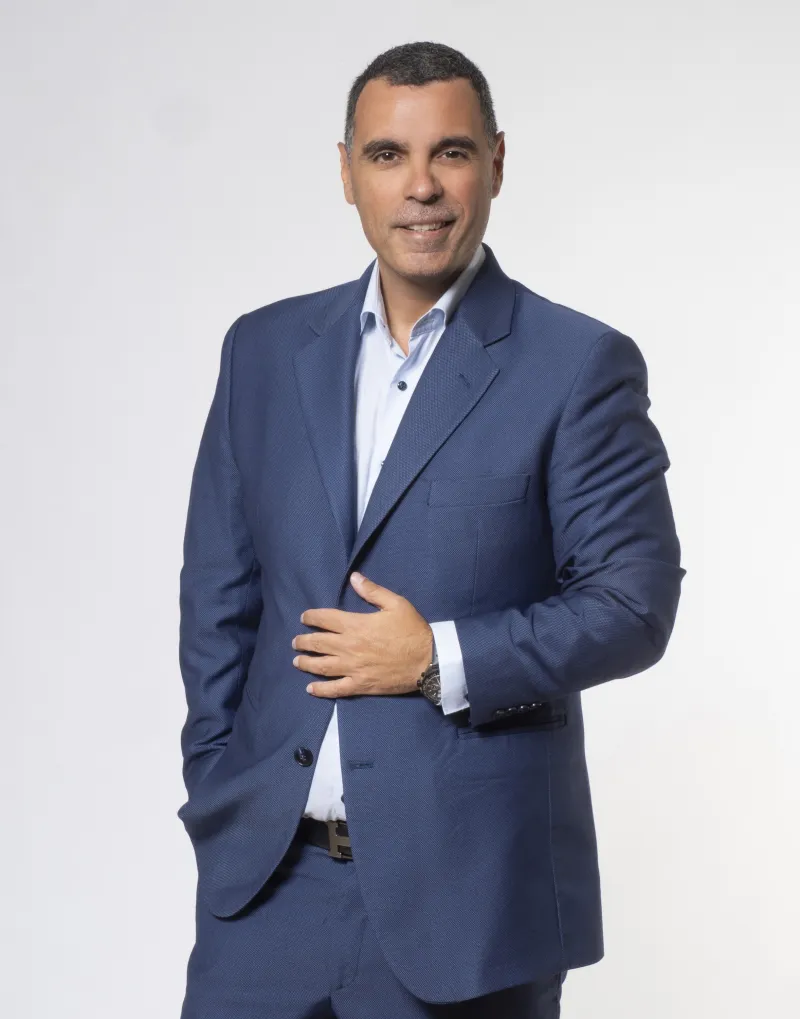 Βόγλης