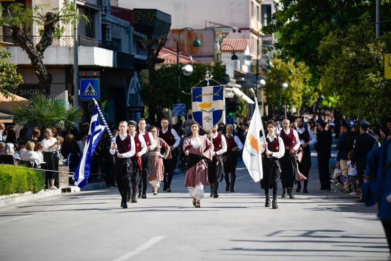 Παρέλαση στη Λάρισα