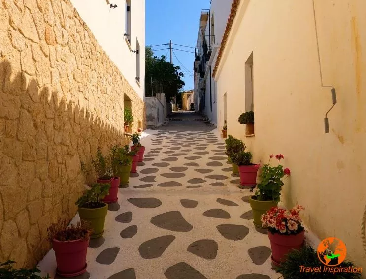 Η γραφική Πέρδικα στην Αίγινα 
