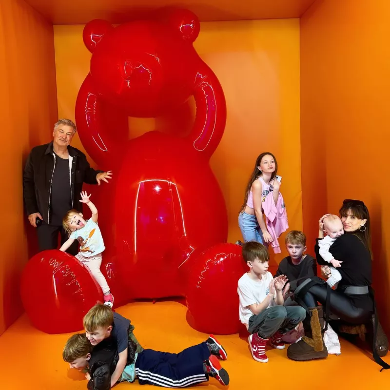 Ο Alec Baldwin και η οικογένειά του 