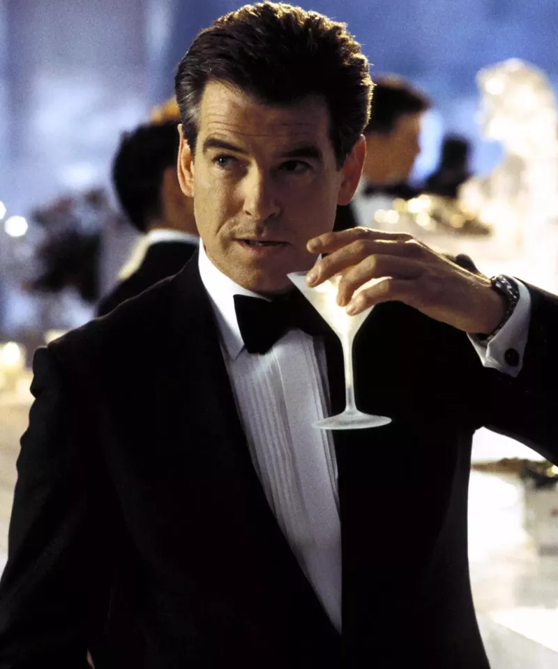 O Pierce Brosnan