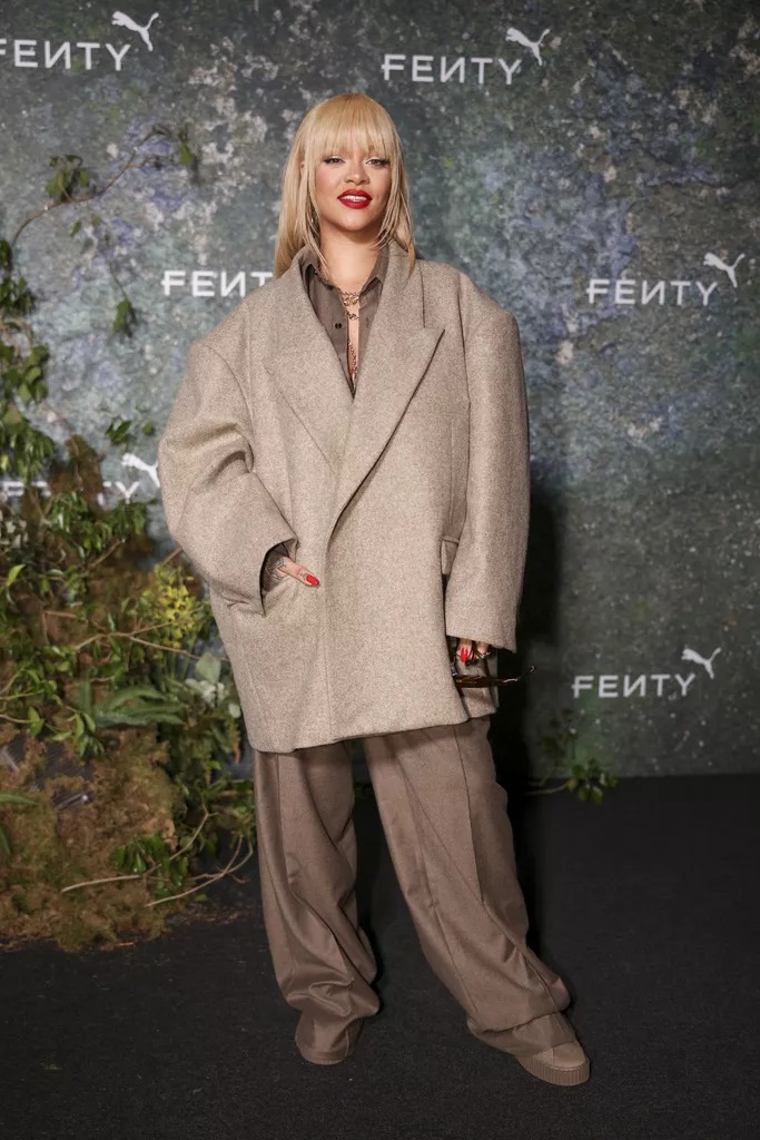 H Rihanna