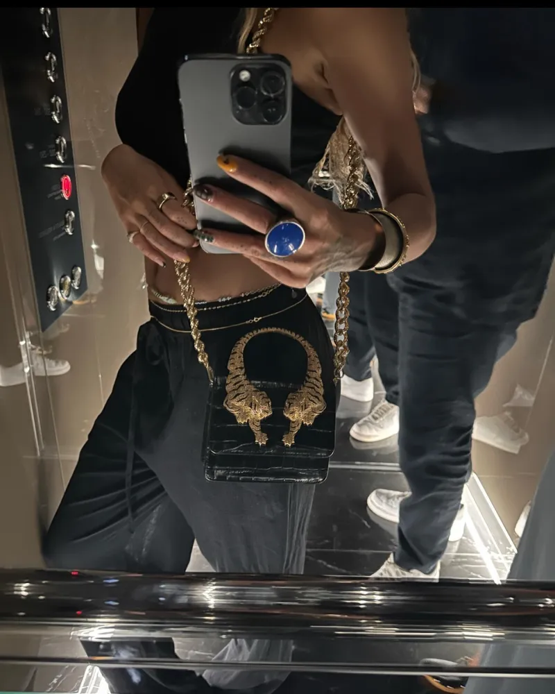 Η Rita Ora