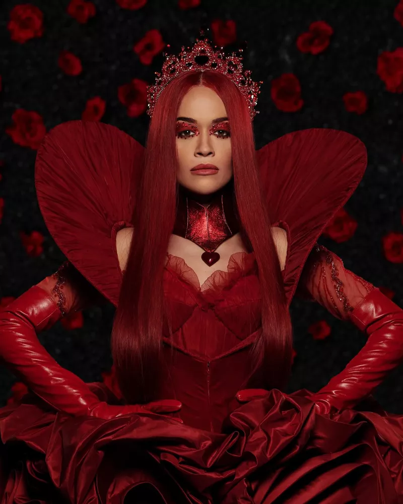 Η Rita Ora