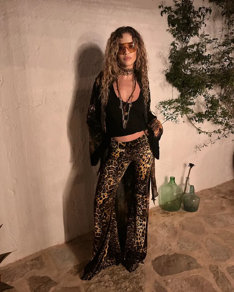 Η Rita Ora