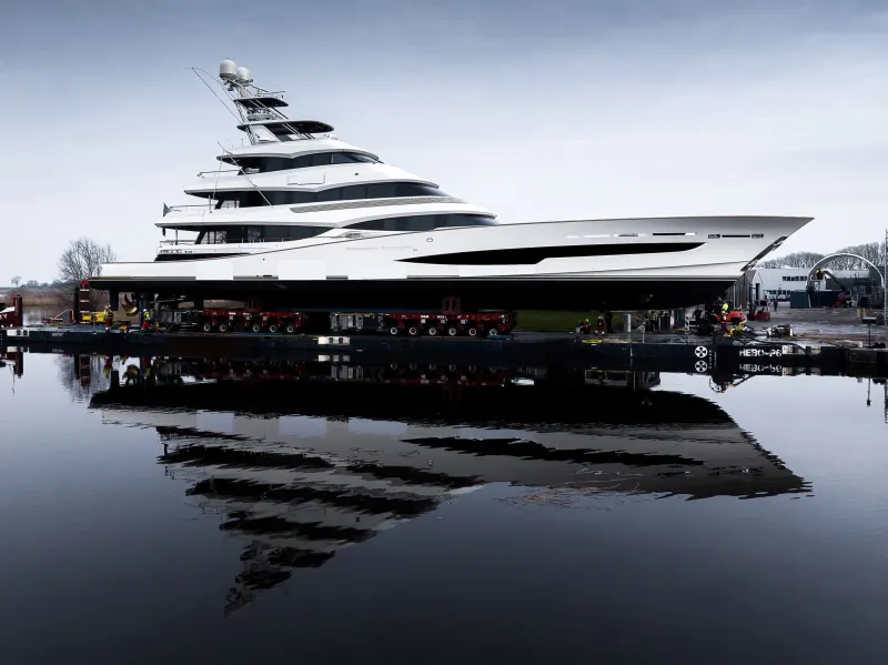 Royal Huisman's Project 406