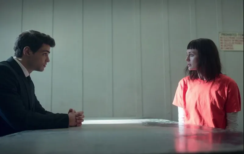 Η σειρά «The Recruit»