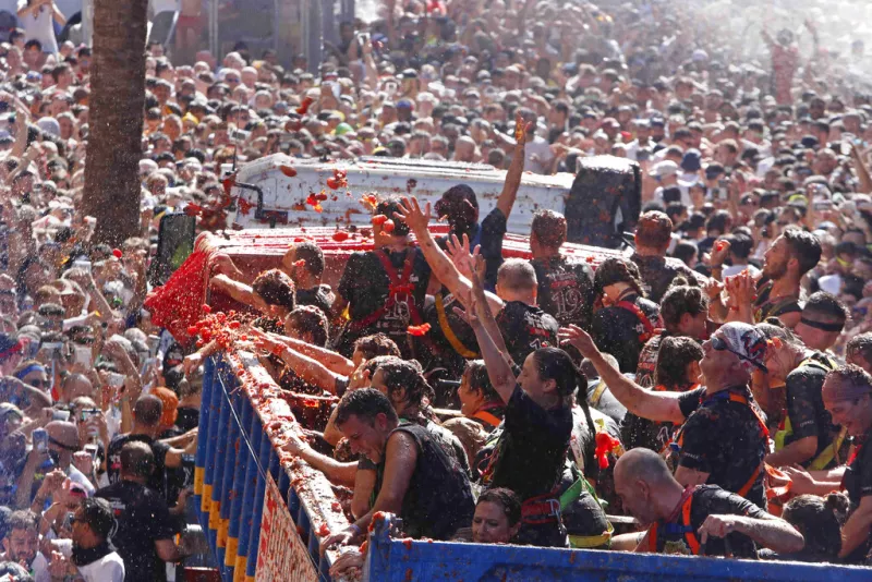 «La Tomatina», το διάσημο φεστιβάλ στην Ισπανία