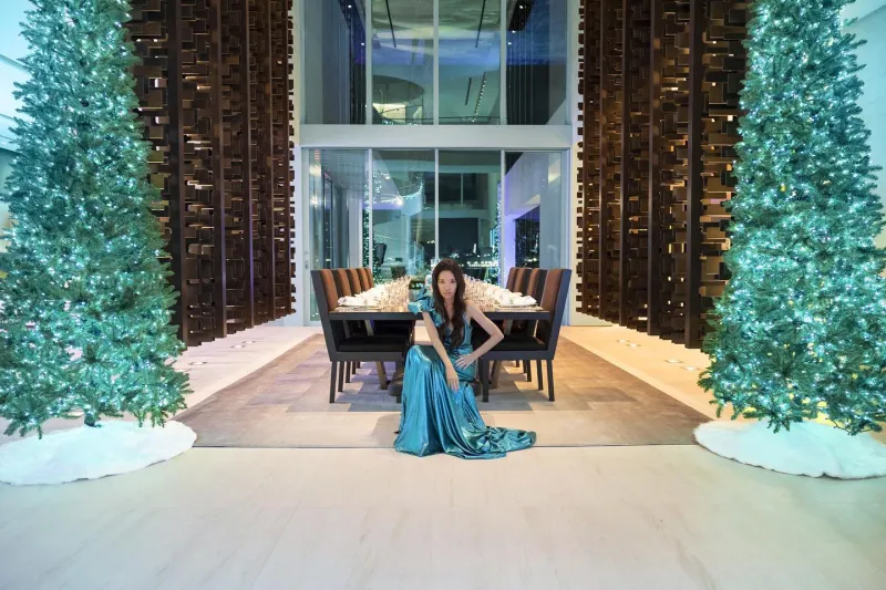Η Vera Wang με τις κόρες της