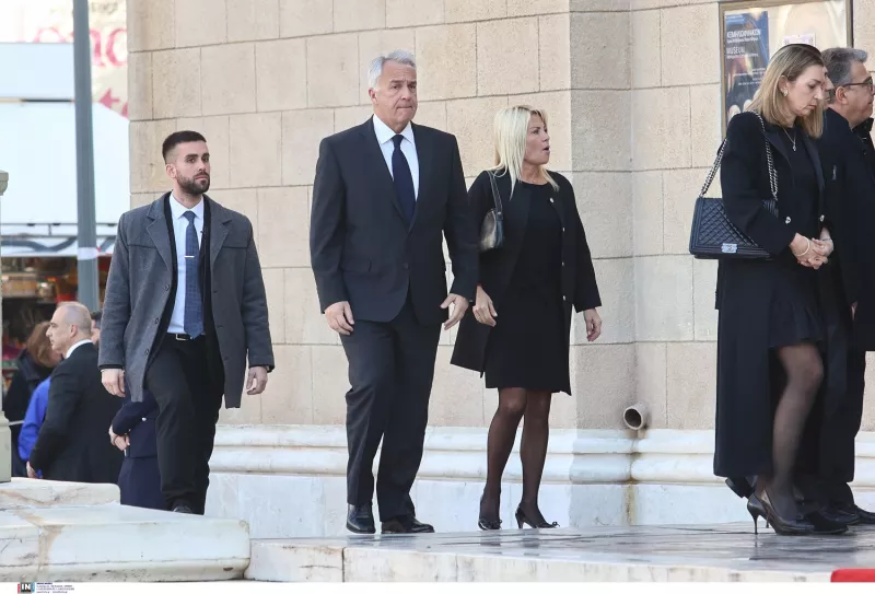Μνημόσυνο Τέως