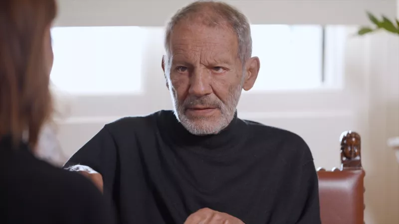 Σταύρος Ξαρχάκος