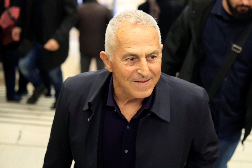 Αποστολάκης