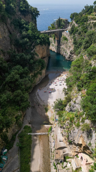 Happy Traveller στο νησί Κάπρι και την ακτή Αμάλφι