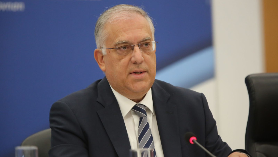 Θεοδωρικάκος:  Οι κρίσεις απαιτούν έκτακτα μέτρα - Σκληρό αλλά αναγκαίο το μέτρο του πλαφόν στα κέρδη