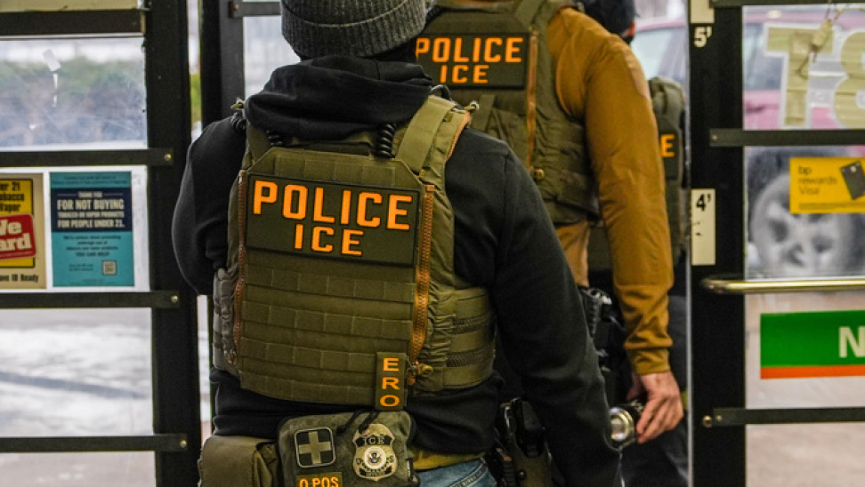 ΗΠΑ: Αποσύρονται δυνάμεις της ICE από τη Μινεσότα