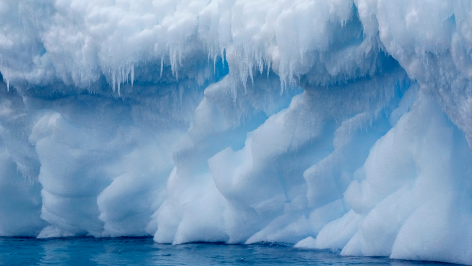 Σχέδιο 80 δισ. για σωτηρία του παγετώνα "Thwaites" στην Ανταρκτική