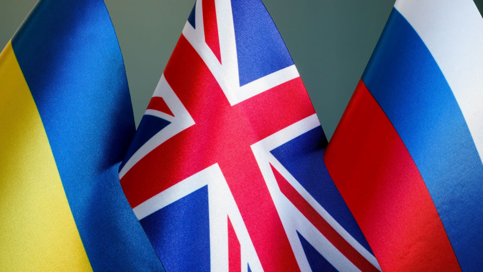 Βρετανία: «Δεν έχει ίχνος αλήθειας» ο ισχυρισμός της Ρωσίας ότι η Ουκρανία επιδιώκει να αποκτήσει πυρηνικό όπλο