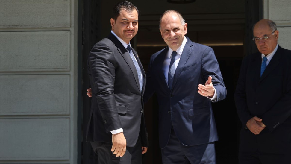 Η ελληνική στρατηγική στη Λιβύη: Τι σηματοδοτεί η επίσκεψη του Σαντάμ Χαφτάρ στην Αθήνα