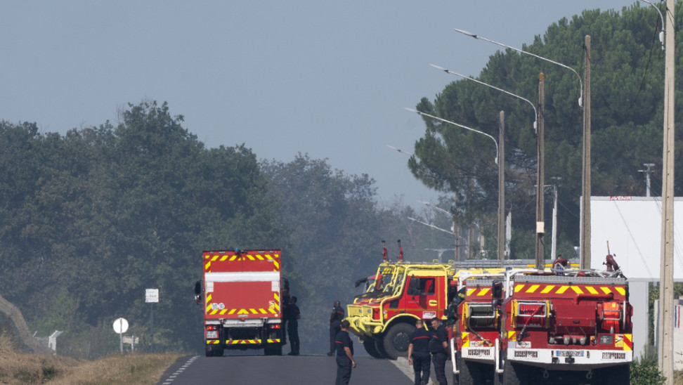 Πύρινος εφιάλτης στην Ευρώπη: Πάνω από 220.000 άνθρωποι απομακρύνθηκαν σε Γαλλία και Ισπανία