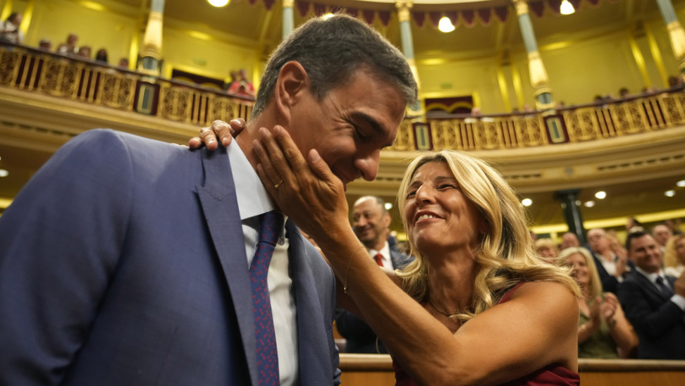 Αντιδράσεις στην Ισπανία: «Οι πολυτελείς διακοπές της αριστερής υπουργού Γιολάντα Ντίαθ στην Ελλάδα» - Βίντεο