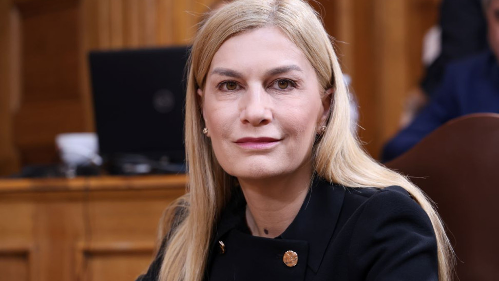 Βολουδάκη στον ΣΚΑΪ: «Ήρθαν με κουκούλες στις 5 το πρωί – Δεν τους ενδιαφέρει αν θα υπάρξει νεκρός»