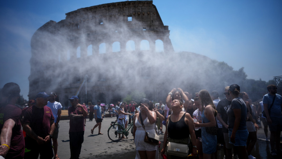 Ιταλία: Και οι 27 μεγάλες πόλεις τίθενται στο υψηλότερο επίπεδο συναγερμού λόγω καύσωνα