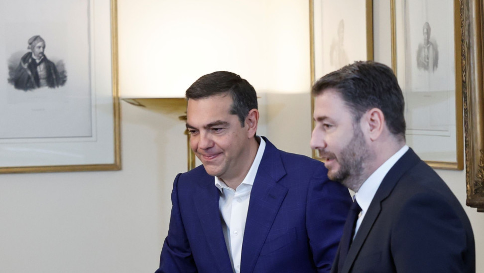 Αντίστροφη μέτρηση για ΠΑΣΟΚ και ΕΛ.Α.Σ.