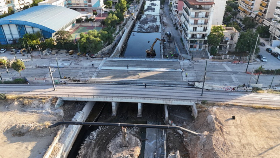 Τέλος στην ταλαιπωρία: Ανοίγει τη Δευτέρα η Παλαιά Παραλιακή στην Καλλιθέα