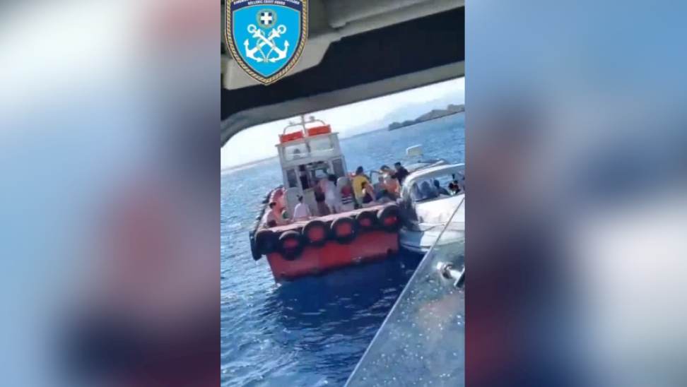Φωτιά στη Σαλαμίνα: Στους 593 οι απεγκλωβισμένοι δια θαλάσσης (Δείτε βίντεο)