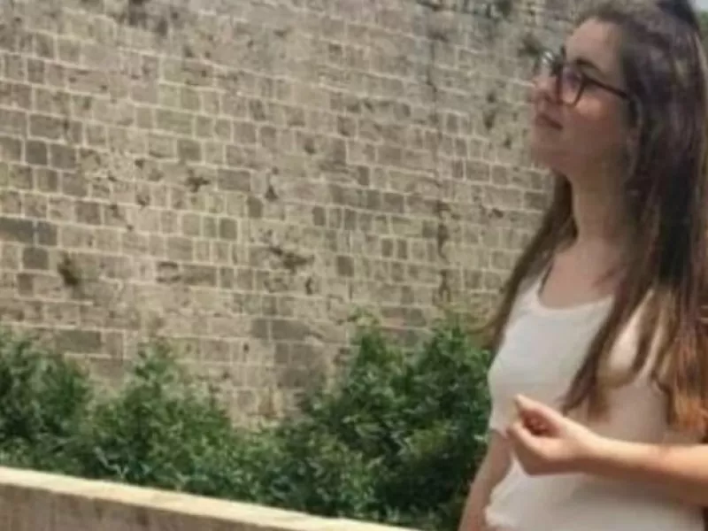 Στο Διδυμότειχο σε λίγη ώρα το «τελευταίο αντίο» στην 21χρονη Ελένη