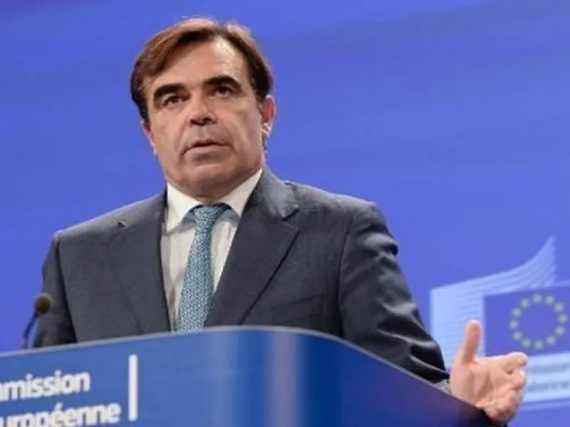 Σχοινάς - Γιόχανσον: Το προσφυγικό ζήτημα είναι ευρωπαϊκό πρόβλημα, όχι μόνο ελληνικό