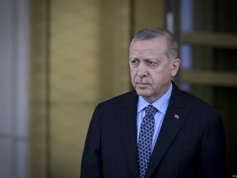 Ερντογάν: Οι ΗΠΑ να μας παραδώσουν τον επικεφαλής των Συριακών Δημοκρατικών Δυνάμεων