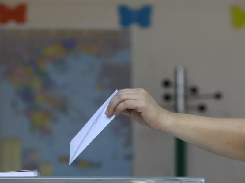 Εσωκομματικές διεργασίες σε ΝΔ, ΣΥΡΙΖΑ, ΚΙΝΑΛ και στο...βάθος εκλογές 