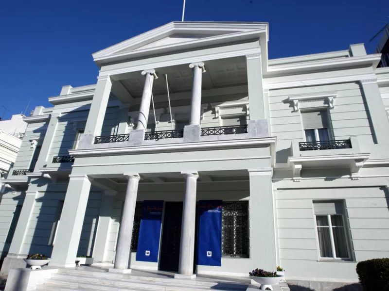 Υπουργείο Εξωτερικών: το «μνημόνιο» που υπέγραψε ο Ερντογάν δεν έχει καμία αξία (vid)