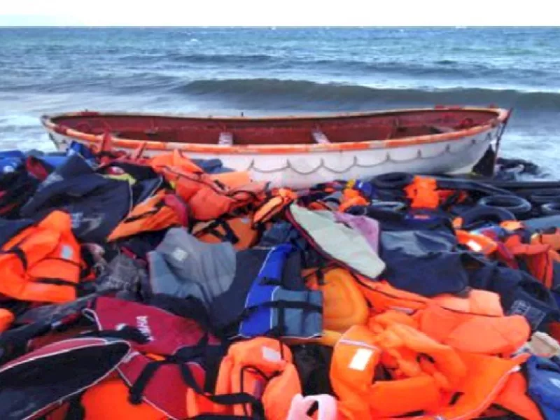 Πάνω από 300 πρόσφυγες και μετανάστες στα ελληνικά νησιά το τελευταίο 24ωρο