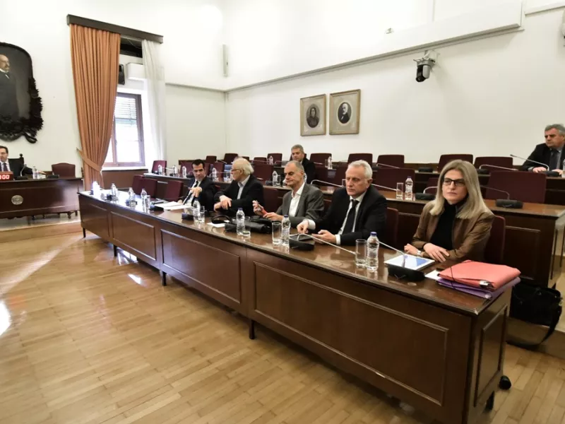 Ν. Μανίας: Εγώ δεν είπα αυτά που γράφει η κατάθεσή μου