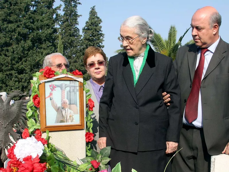 Νετζμίε Χότζα, η «Λαίδη Μάκβεθ» της Αλβανίας
