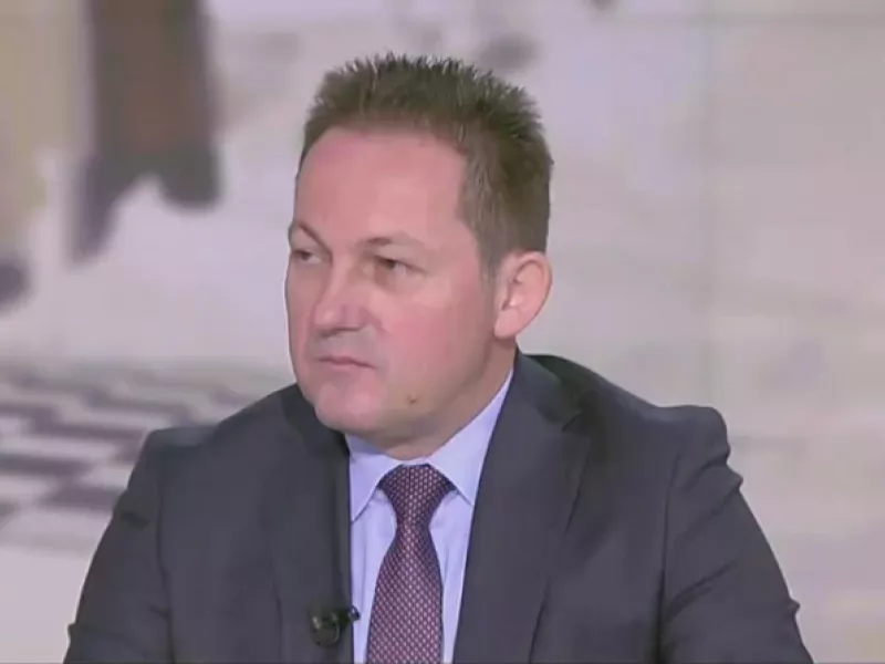 Πέτσας στον ΣΚΑΪ: Η κυβέρνηση θα κάνει ό,τι χρειαστεί για να γίνουν τα κλειστά κέντρα