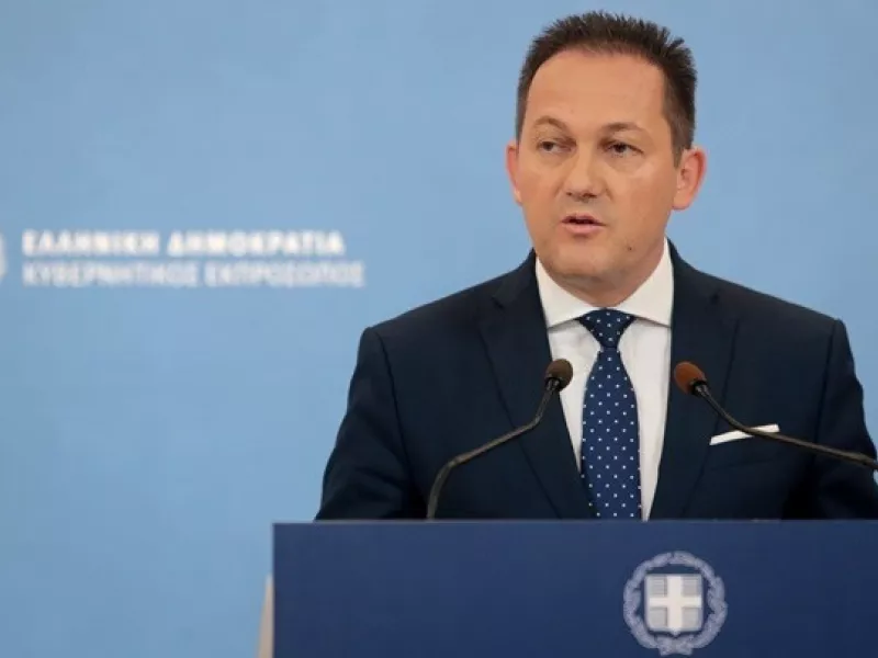 Πέτσας: Καμία παράτυπη διαδικασία στην εξέταση του «Σαράφη» - Επίθεση σε Τσίπρα
