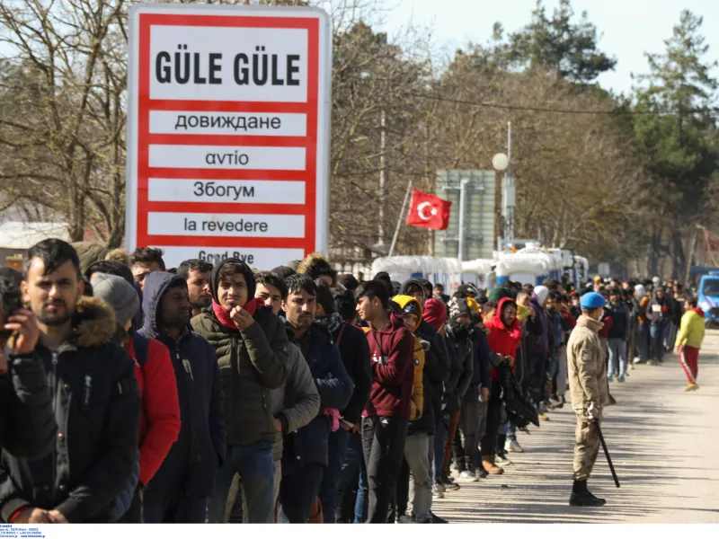 Το χαβά τους οι Τούρκοι: Πάνω από 147.000 μετανάστες πέρασαν τον Έβρο! 