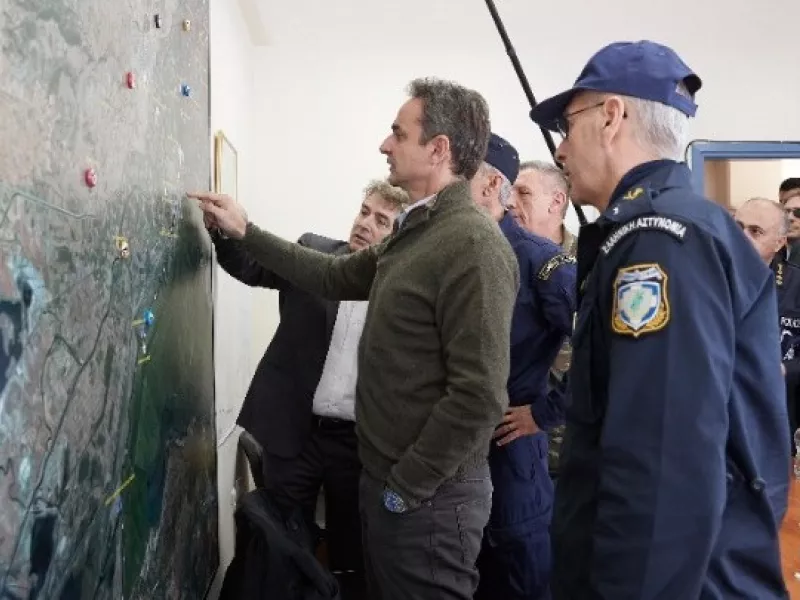 Μητσοτάκης: Ο Έβρος είναι πάντα όρθιος – Κανείς δε θα περάσει παράνομα